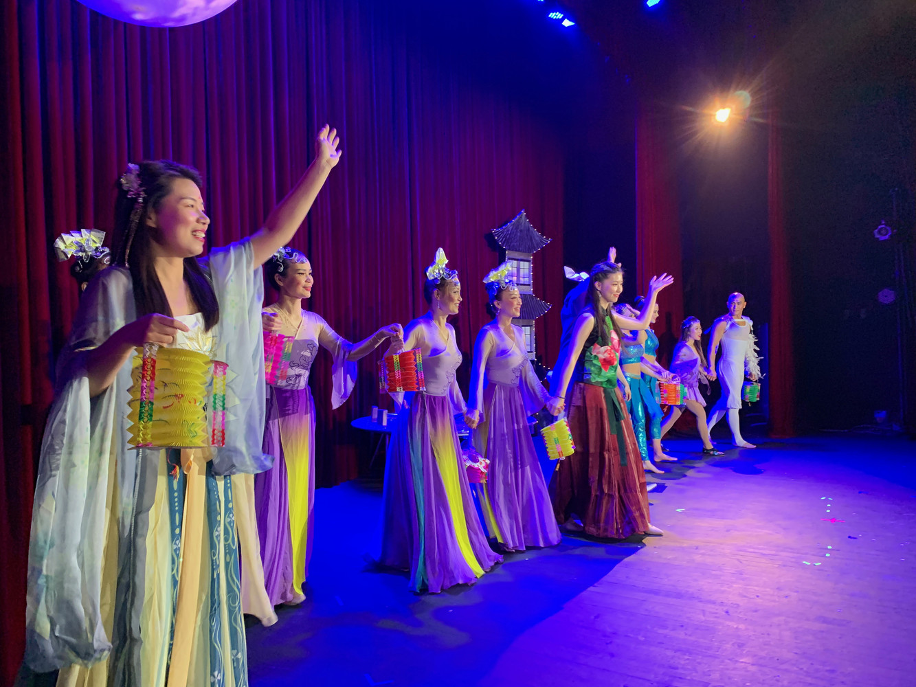 Chinese moon festival performers